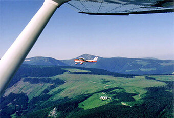 Bild vom Flugzeug in der Luft